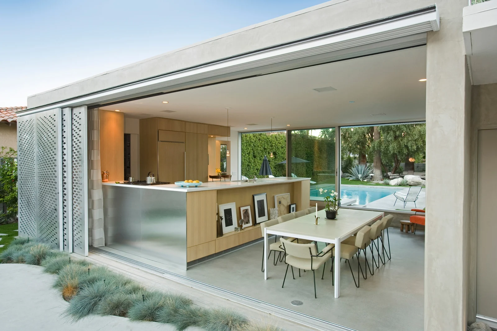 Outdoor Kitchen In Surrey